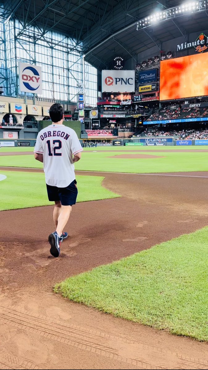 AWObregon's tweet photo. Feeling absolutely honored and excited to have thrown out the ceremonial first pitch at the @astros game! 🌟⚾ What an unforgettable experience! Thanks to the Astros and our amazing fans for making this moment truly special! #GoStros https://t.co/DeESv2lK6S
