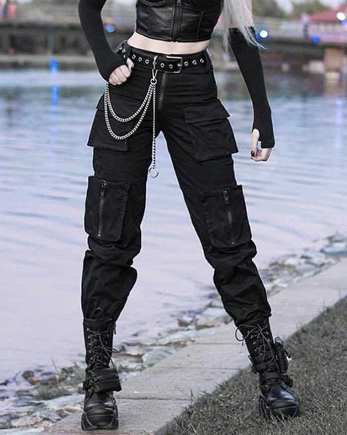 raphs_rhapsody's tweet photo. raine wearing this with their top scars visible through the unzipped vest https://t.co/jRfjR4hDDF