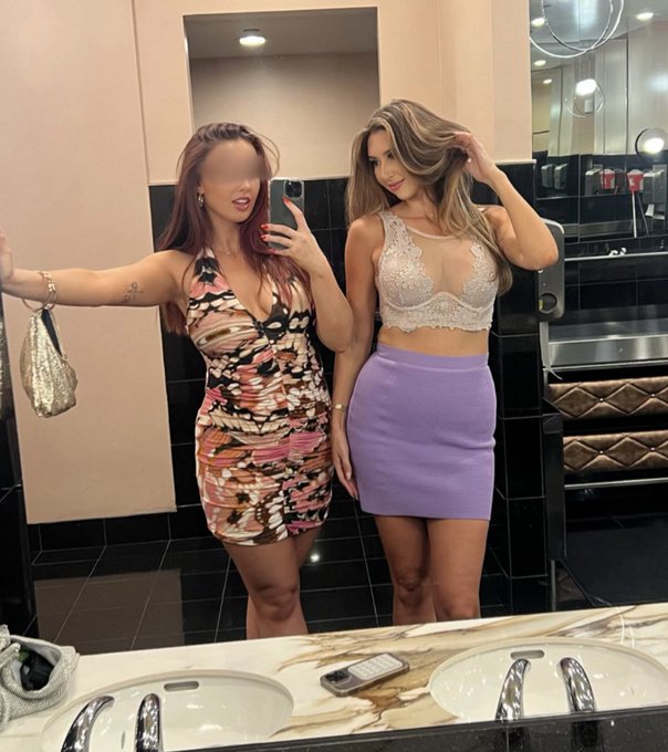 What lucky sub wants the first Vegas tab with @DevotedToRose ? https://t.co/SLZxgJo1YB<a href="/tag/newprofilepic"class="tags"><span>#newprofilepic</span></a>