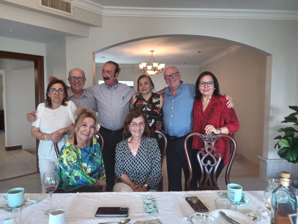rgonzalez_b's tweet photo. Celebrado el cumpleaños de Agapo 🤗🎂 https://t.co/HLJAlIUMpP