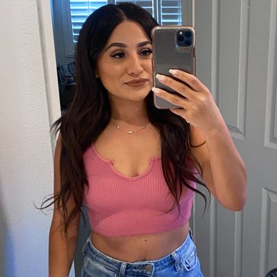 flowrprincesss's tweet photo. #NewProfilePic https://t.co/h9MXC0qNR6