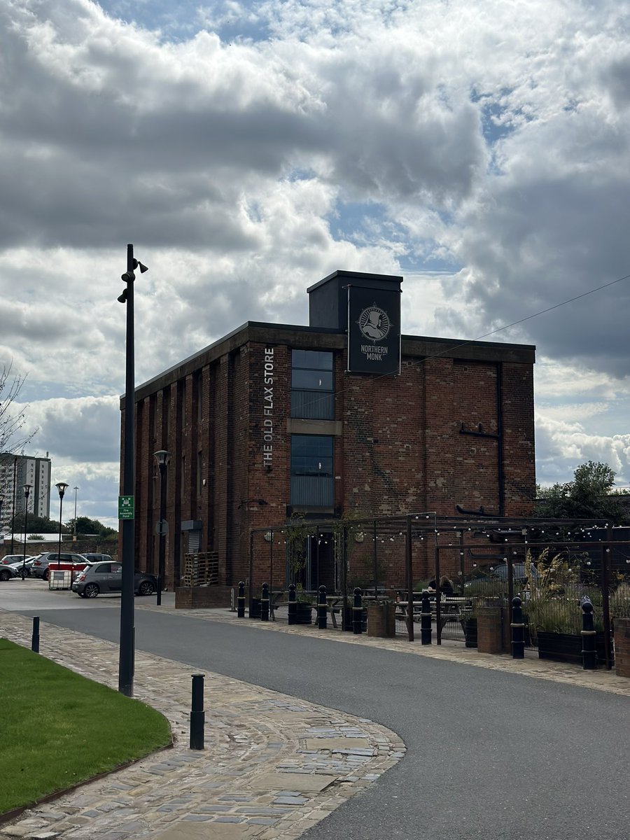 Captain_Blei's tweet photo. When in Leeds, the only place to visit @NMBCo https://t.co/qkLS1fh7nC