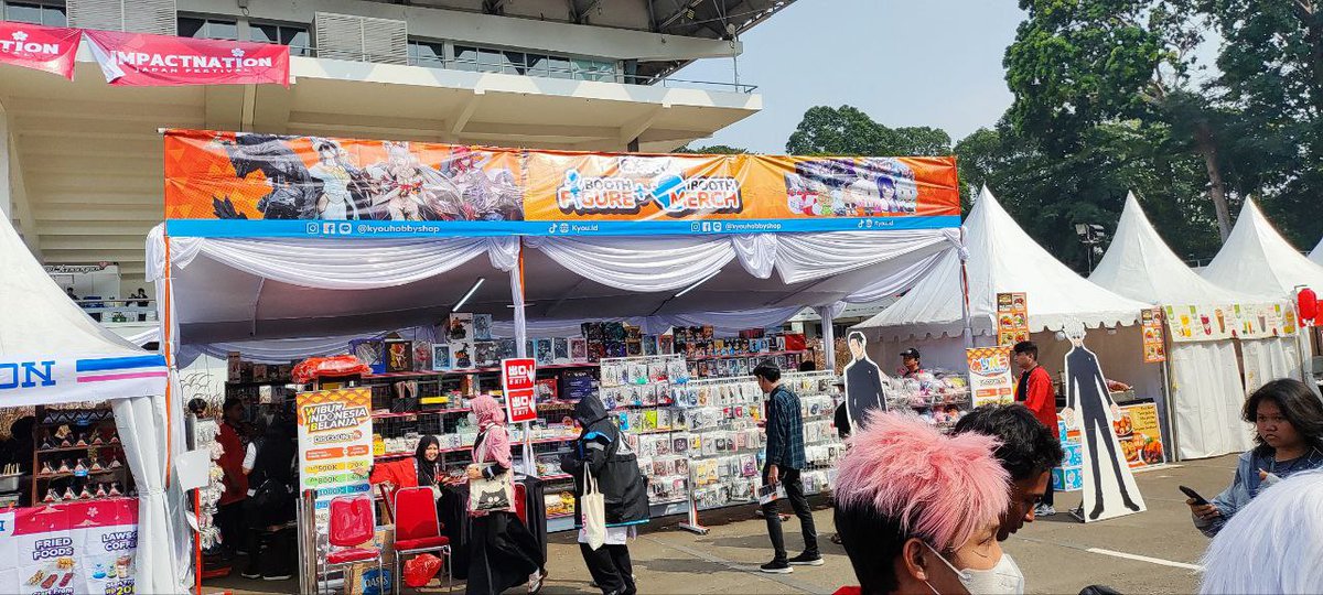 mediaformasi's tweet photo. Hai, MedForians!
#MedForSquad sedang meliput salah satu event jejepangan terbesar saat ini loh, yaitu Impactnation Japan Fest di Istora Senayan, GBK, Jakarta
Banyak banget booth dan pengunjung, tapi tidak sampai susah nafas, jadi tidak perlu khawatir! https://t.co/T9mmdnpXDq