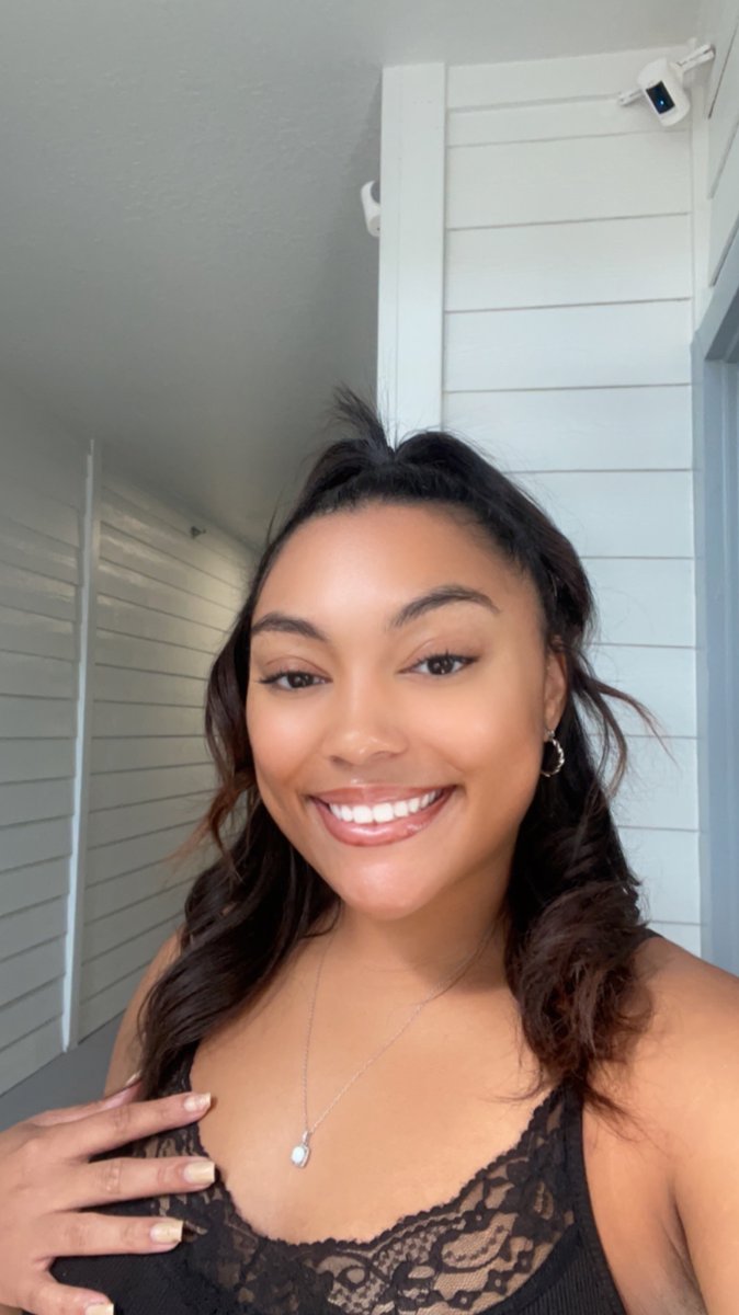 NatoriHarris's tweet photo. Isn’t she lovellyyyyyyy 🥰💕✨ https://t.co/et5gMGErcl