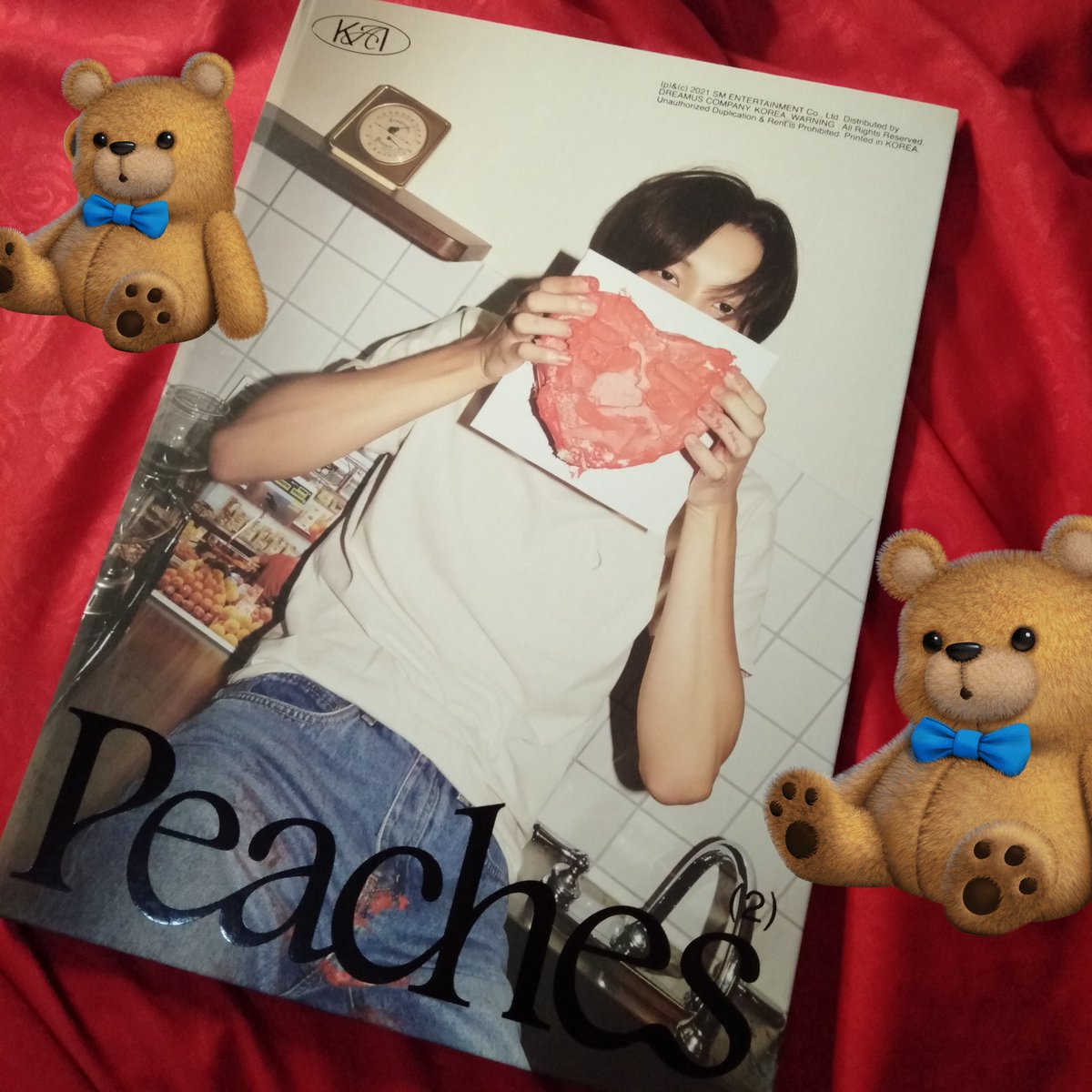 sweethelake's tweet photo. WTS kai peaches album (kisses ver) + postcard + palaroid 🤩🤩 gada PC ya yuk yukkk silahkan dibeli cepattt🙏🏻🙏🏻🙏🏻 

#wts
#kaipeaches 
#kissesver 
#KAI 
#jongin https://t.co/fm8vyy3P9f
