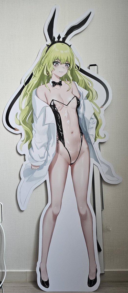 「思ったよりちょっと小さく出来た(自分の背は176cm)」|炎ワ木🔥🌲のイラスト
