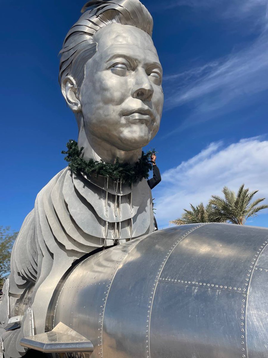 Kohlix12's tweet photo. @teslaownersSV @ElonGoatToken What a masterpiece looks like as true goats they will name this amazing monument $egt #goatpay https://t.co/mdQiysvwUC