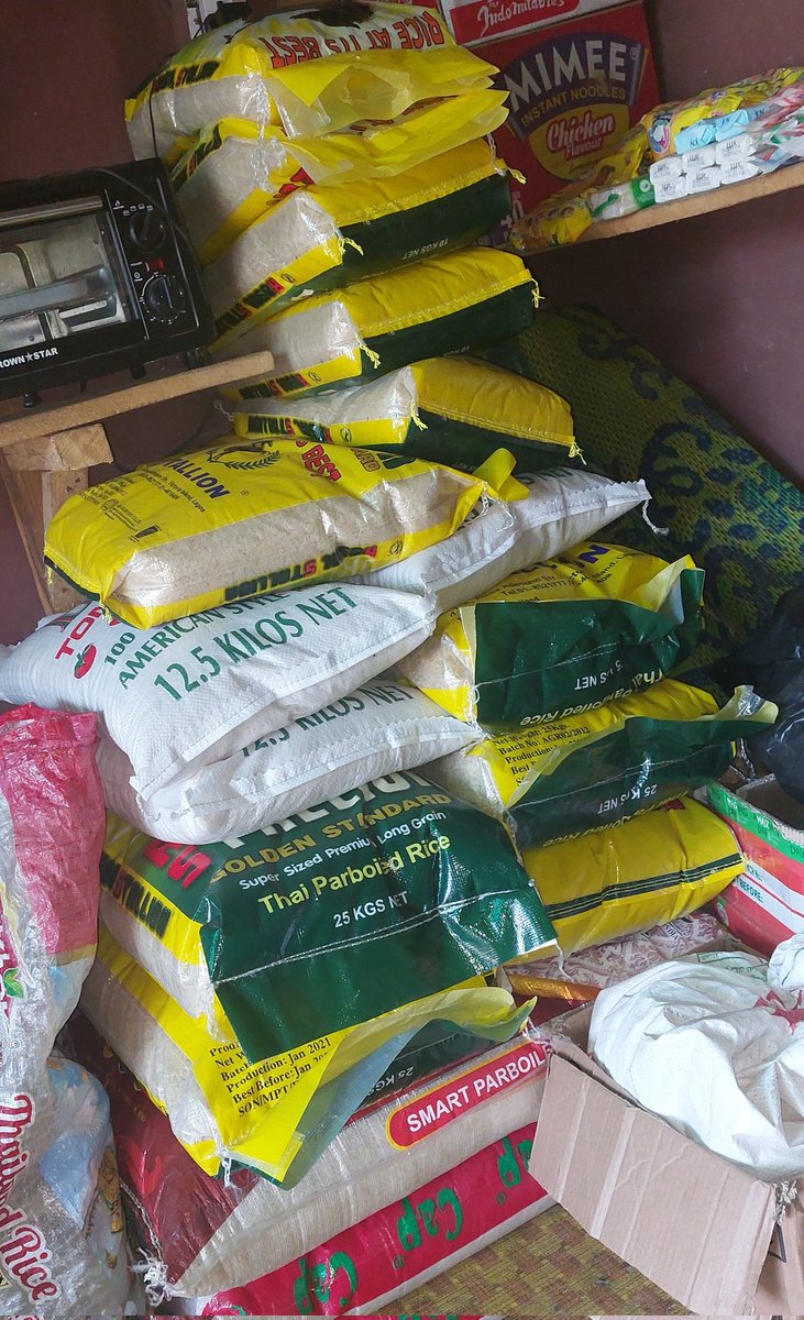 shopnerrands's tweet photo. There are so many things hitting at once. 
A bag of rice is on the rise
School fees have increased by 50%.
Sales have dropped

In all of this, I'll still say there's a lifting up, and I'm grateful to God for life, sound health &amp; the grace to keep on and not fall into depression https://t.co/NzBxllbVaZ