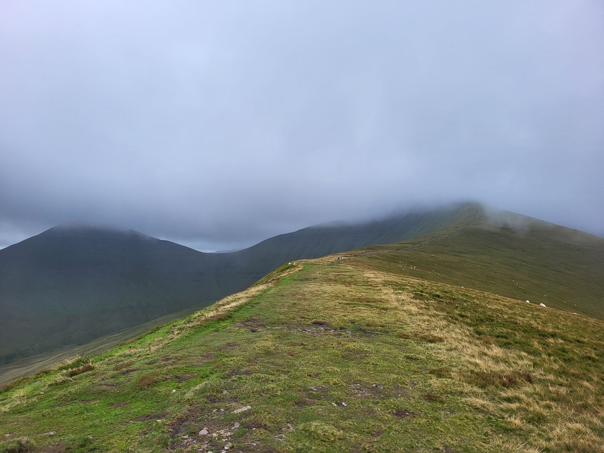 james_endicott's tweet photo. 3rd trip to the Brecons this year, and it was wet and windy yet again. Such challenging terrain and so wonderfully free of litter! 🙂 https://t.co/fZOcmdR3cX