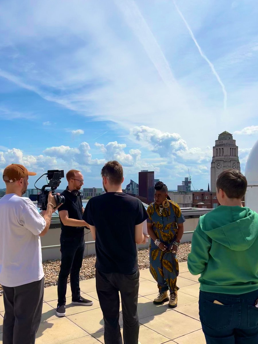 DrBrionyThomas's tweet photo. Rounding off the academic year filming for our research culture project. We’ve brought poetry + engineering together thanks to the fabulous Khadijah Ibrahiim &amp; @thegcfoundation.

Amazing to have the team together for a special rooftop shoot @LeedsUniEng with @adarakstudio 🎭🎬🎥 https://t.co/258Bm39gZd