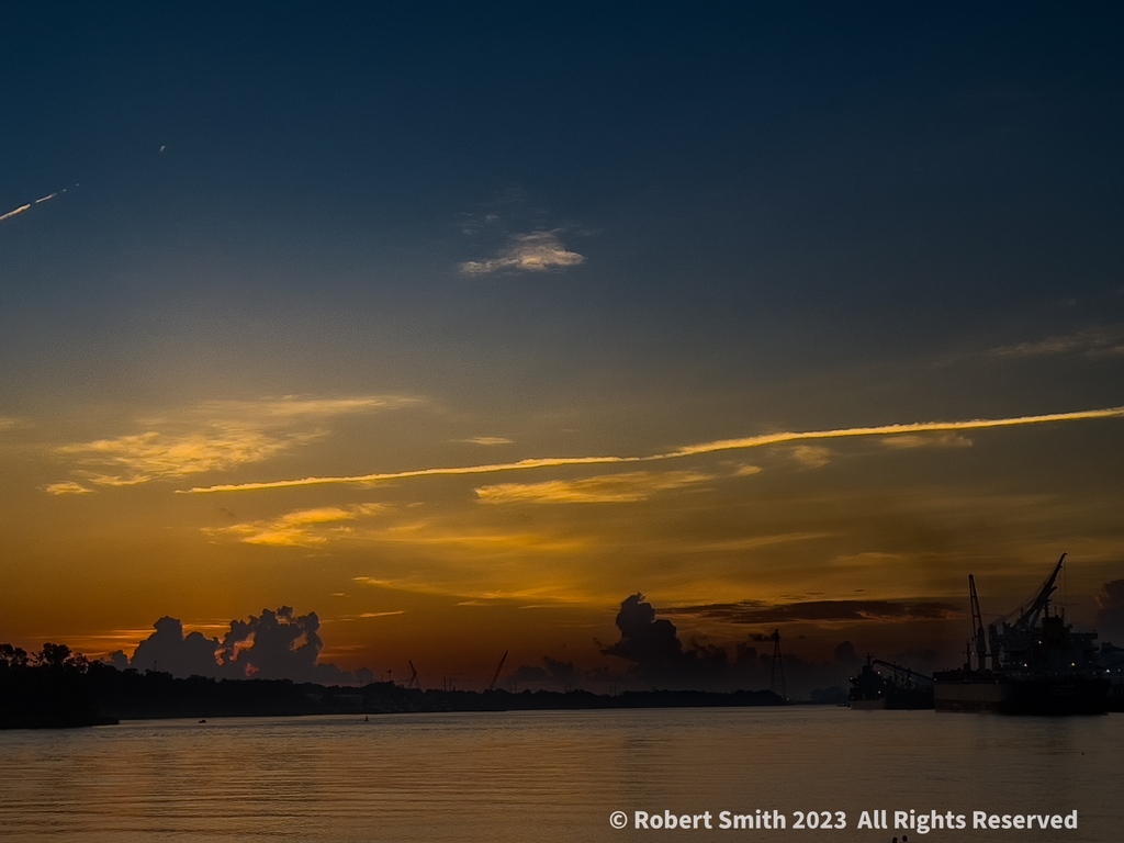 iraqdad1216's tweet image. Wordless Wednesday: Another Sunrise on the Savannah River

We all need a good Sunrise Moment!

#postaday #photography #robertsnapspot #beauty #TwitterNatureCommunity ⁣#wordlesswednesday #iphone13ProMax ⁣#Sunrise #Nature #shotoniPhone #Jul2023 #SavannahRiver #SunriseMoment