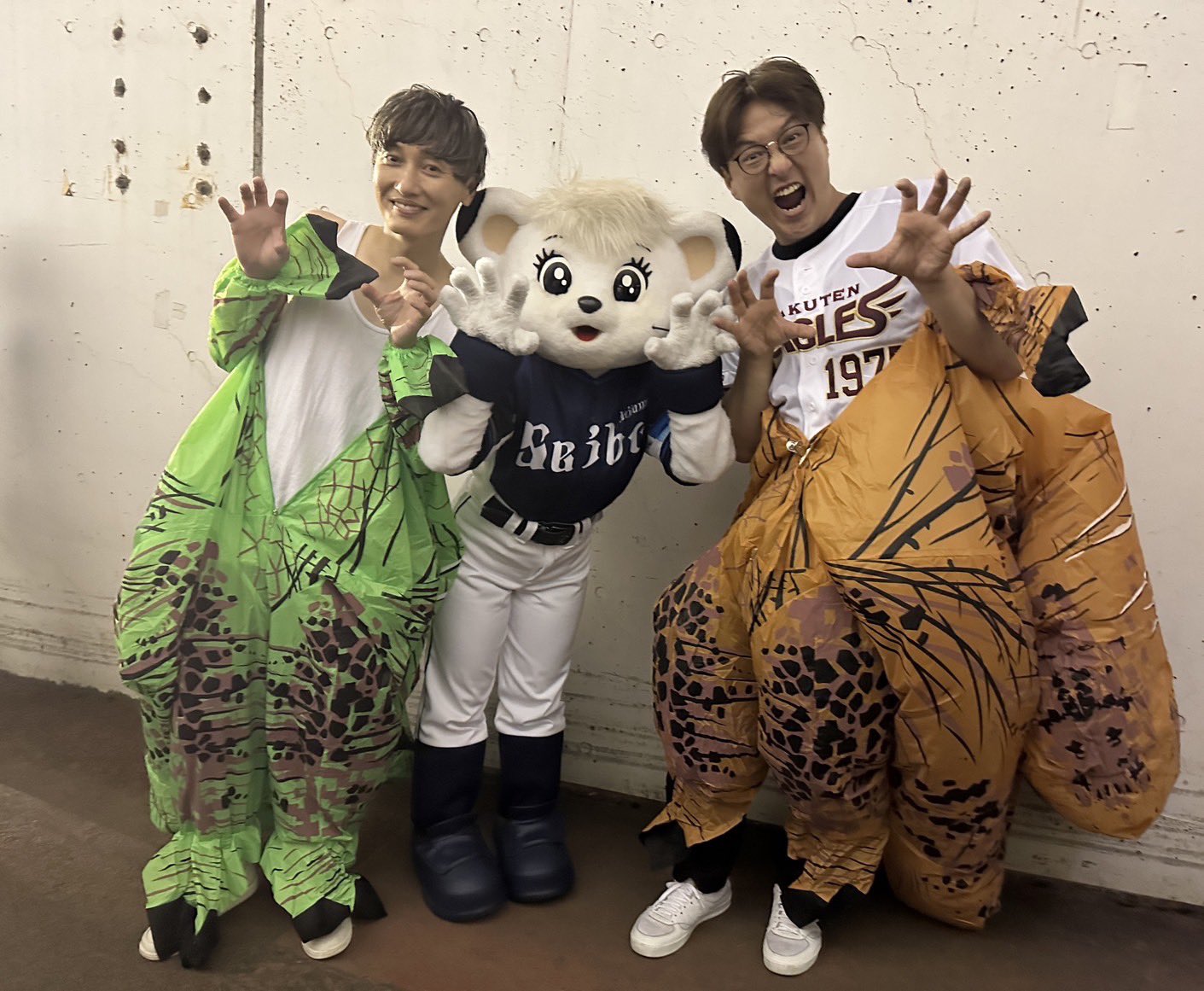 純烈　楽天イーグルス フード付きタオル　白川　酒井　後上　岩永 純烈 楽天イーグルス フード付きタオル 白川 酒井 後上 岩永（3