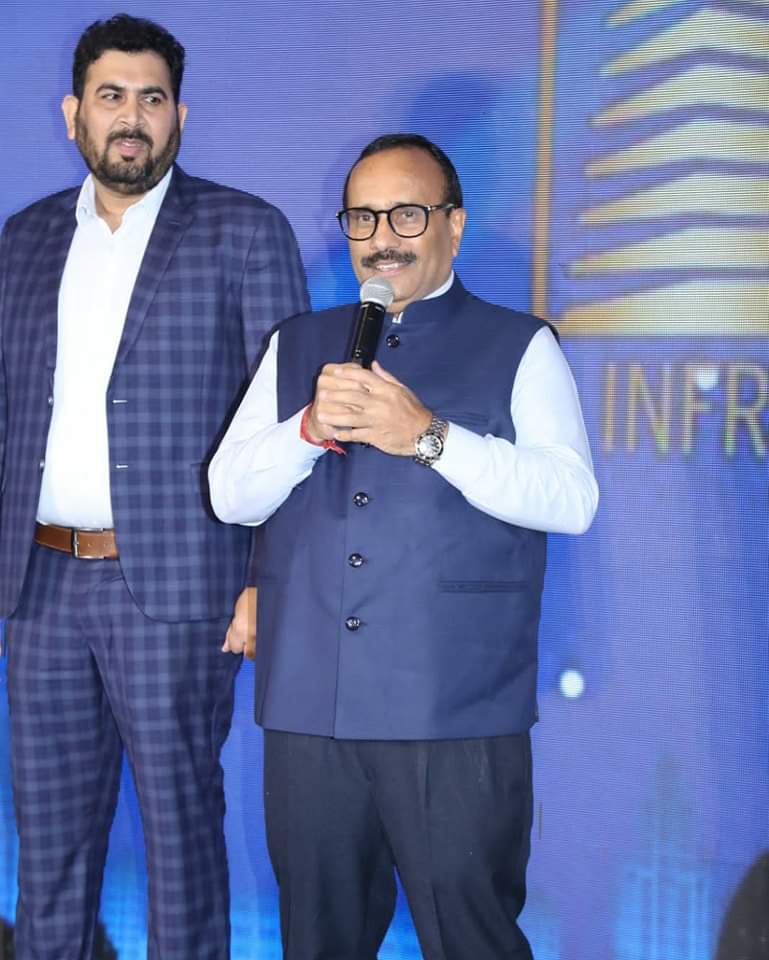 save_atul's tweet photo. "Honored to be the Chief Guest at Mid-Day Real Estate Infrastructure Icon-2023! Congratulations to the organizers for creating a truly remarkable and enjoyable event.
#RealEstateExcellence
#InfrastructureIcon #EventHighlights https://t.co/E68dxNiVJH