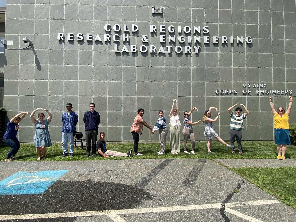 Robyn Barbato (@robynbarbato) on Twitter photo Today we had some fun in #CRRELSoilMicro. What an amazing group of researchers! We wish Logan Gonzalez well as he embarks on his PhD <a href="/RutgersU/">Rutgers University</a> and welcome <a href="/JaimieWest/">Jaimie West</a> to focus on #bioinformatics. DM me if you’re interested in joining our research team. Today we had some fun in #CRRELSoilMicro. What an amazing group of researchers! We wish Logan Gonzalez well as he embarks on his PhD <a href="/RutgersU/">Rutgers University</a> and welcome <a href="/JaimieWest/">Jaimie West</a> to focus on #bioinformatics. DM me if you’re interested in joining our research team.
