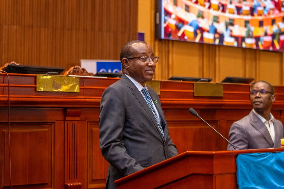 Dans le cadre du Forum économique international sur le développement durable 2023, le groupe Credassur a procédé le 26 juillet 2023, au palais du Sénat de Kinshasa, à la cérémonie de restitution des travaux du Forum Credassur Bruxelles 2023.