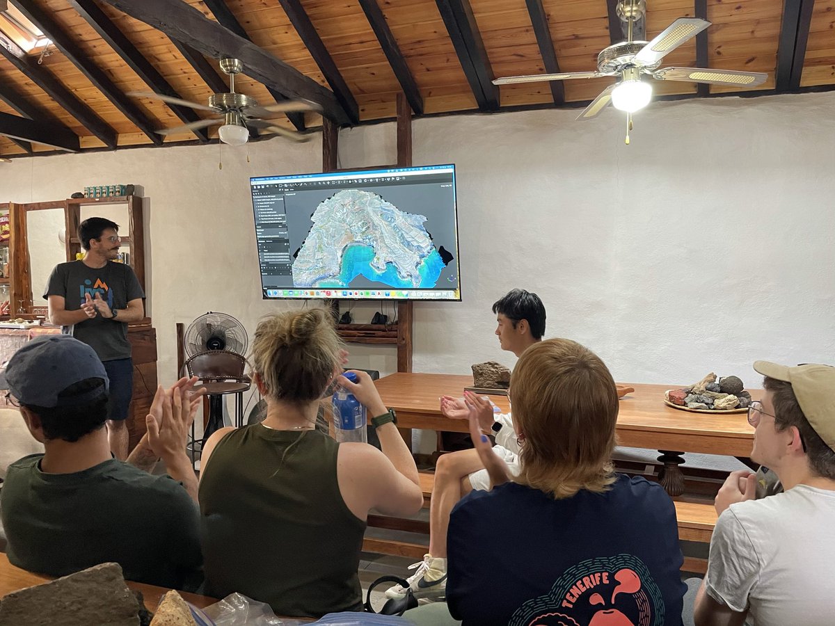 Thanks Fernando at <a href="/drones4geology/">drones4geology</a>! This month, flying his drone in #LaPalma to make our latest 3D model of Tajogaite volcano and in #Tenerife to create a new 3D model to support our ongoing research at Puertito de Adeje. <a href="/GeoIntern/">GeoTenerife Summer Programme</a> #sustainable #tourism #Tenerife #openaccess