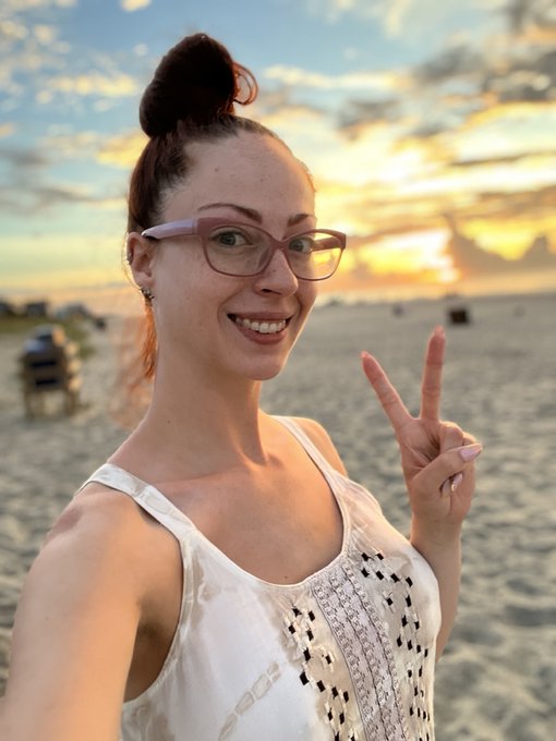 I'm back from the beach! I had a great time. I returned refreshed, feeling much better, and more inspired