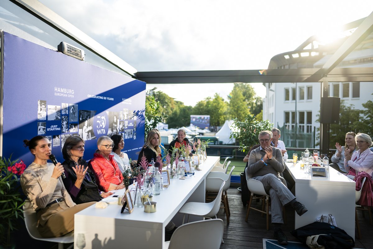 hamburgopen's tweet photo. We celebrate 50 years of @WTA  💜

📷: @scalpictures https://t.co/EVJ5SzHpyP