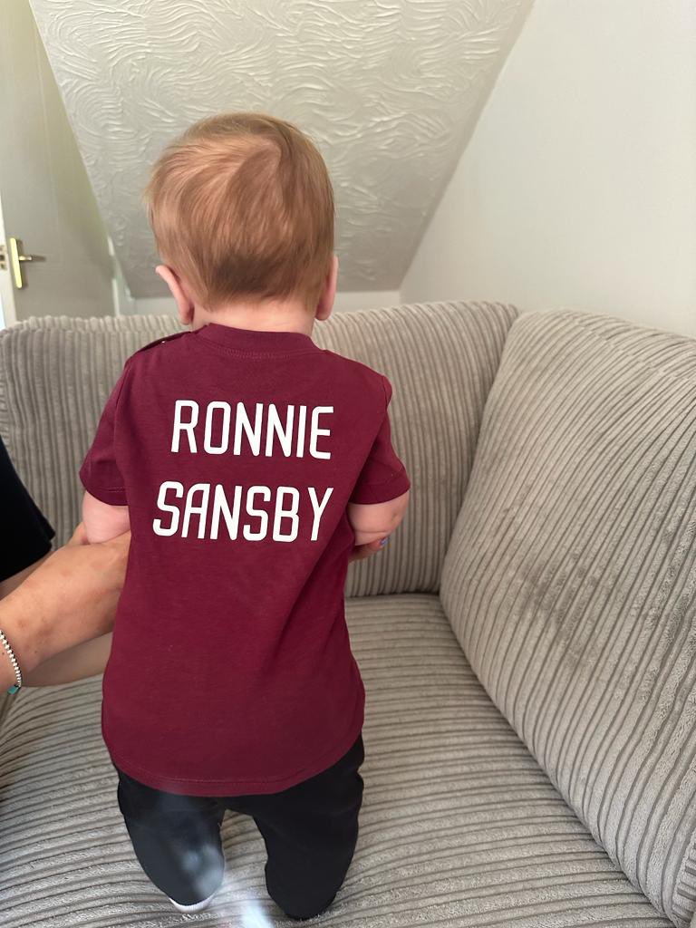 mhunterxx's tweet photo. Let’s go daddy! ⚽️ @jakesansby @BourneTownFC #no1fan https://t.co/KAL2rLJfDB