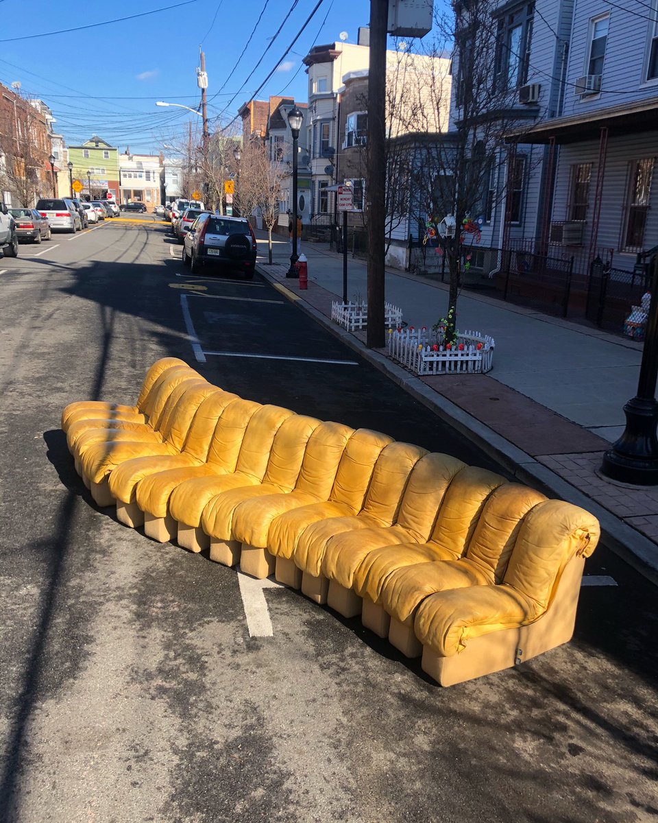 designdocument's tweet photo. "DS-600" Sectional Sofa by De Sede (1972) https://t.co/wWRQeohTms