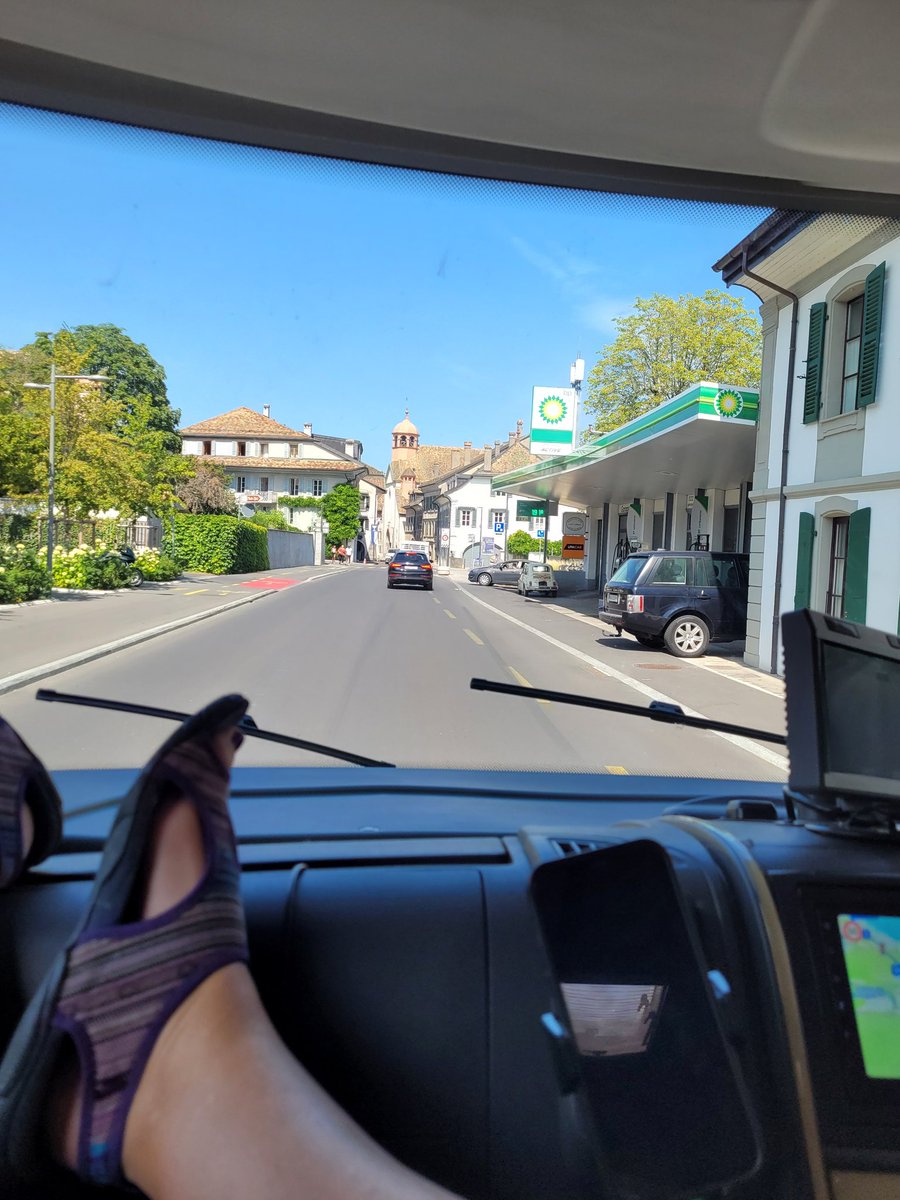 MotorhomeFeet's tweet photo. #France2023 #motorhome #motorhomingfeet #feetpic #feetworshi̇p #motorin https://t.co/XFLk3iSCRx