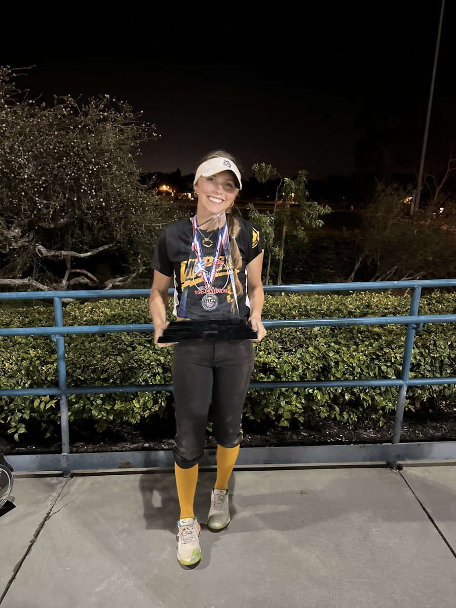 AvaFouts's tweet photo. Yesterday, I ended my travel softball career a PGF National Champion!! This was one of the best experiences of my life and I wouldn’t have wanted it to end any other way. Thank you to all of the coaches who have believed in me and pushed me to be my best, I’m forever thankful!! https://t.co/zUhG13a8J7