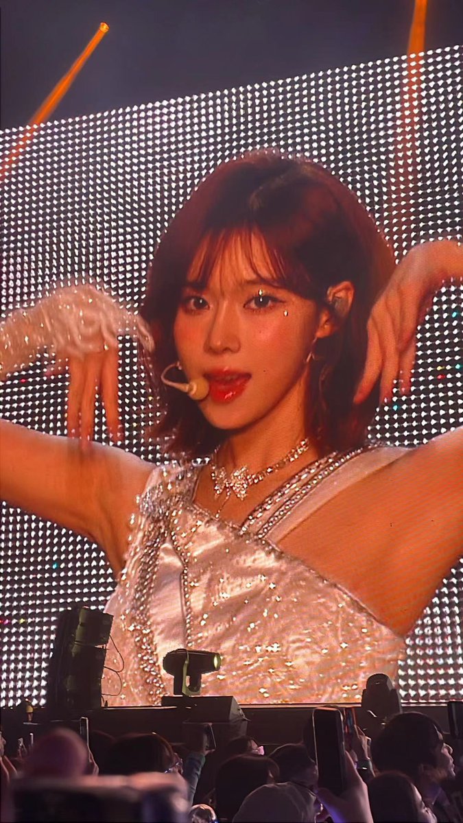 the woman that you are aespa winter