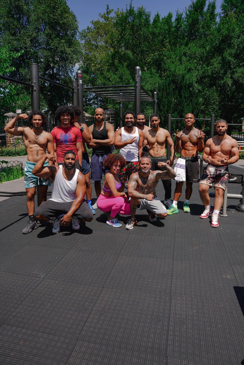 BarStarzz tweet media