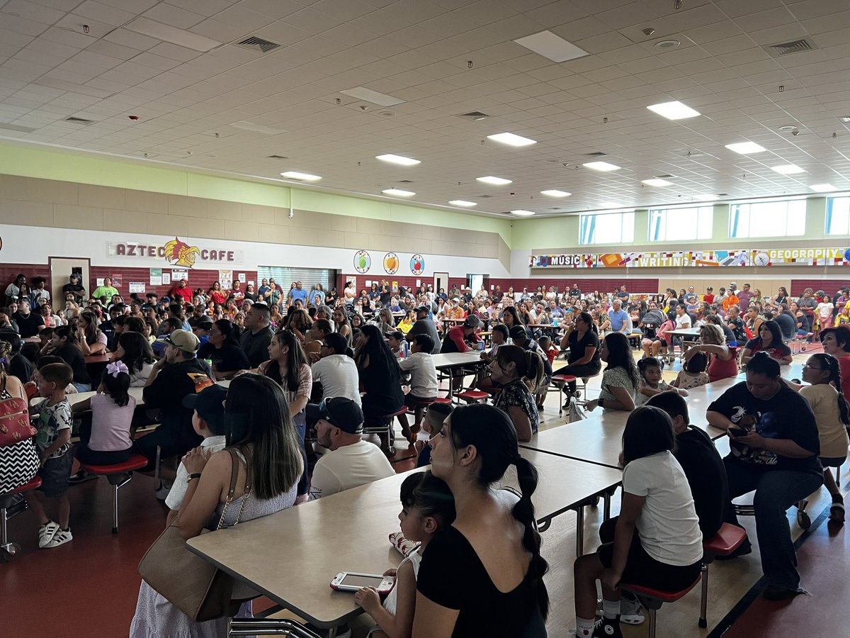 Thank you parents for visiting with us on Meet The Teacher event. #THEDISTRICT #OFOD,