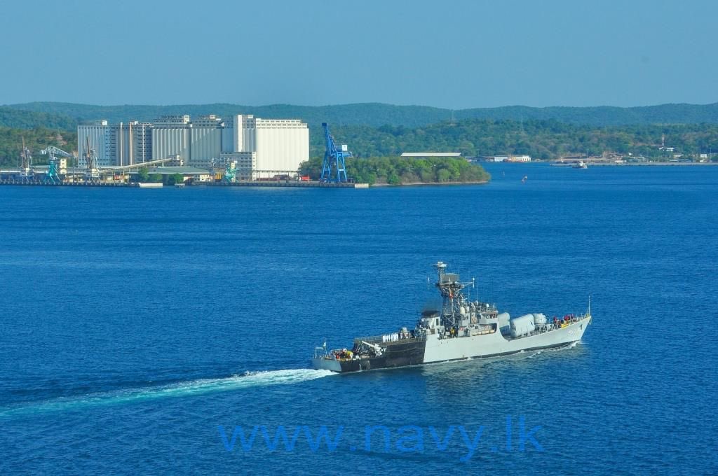 WarshipCam's tweet image. Indian Navy Khukri-class corvette INS Khanjar (P47) coming into Trincomalee, Sri Lanka - July 29, 2023 #inskhanjar #p47 

SRC: TW-@srilanka_navy