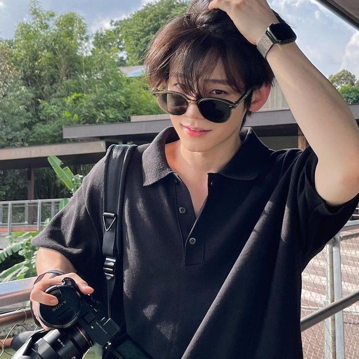CROIXSEBS's tweet photo. ㅤㅤㅤㅤ
ㅤㅤㅤㅤㅤ𝐋ook me ٬ in the 𝗳𝗮𝗰𝗲
ㅤㅤㅤㅤTell 𝗺𝗲 that you 𝐥𝐨𝐯𝐞 me
ㅤㅤㅤㅤ https://t.co/c5NqWpg7x4