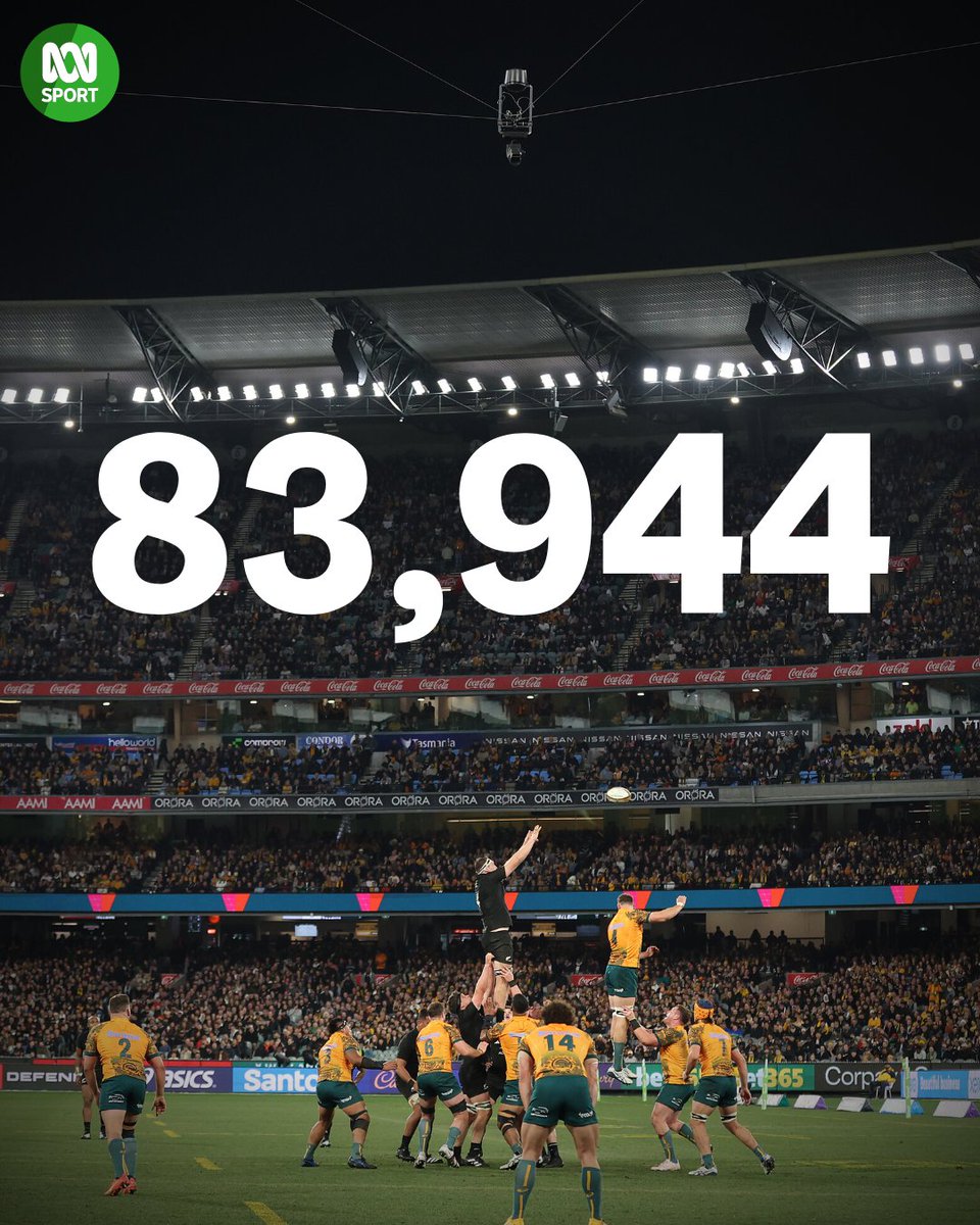 They're getting crushed by the All Blacks, but that's an incredible crowd packing into the MCG to watch the Wallabies.

👏👏👏