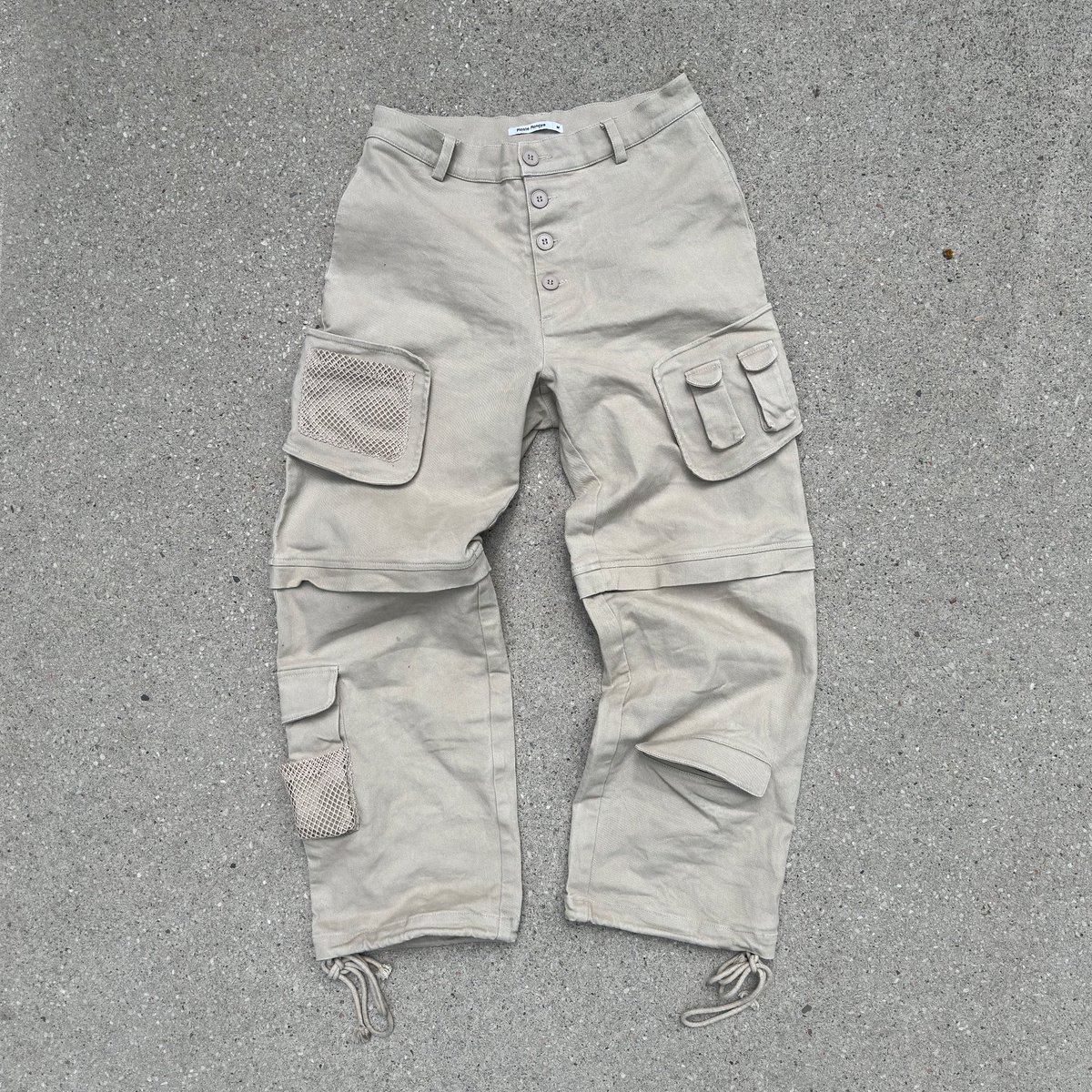 490ghz's tweet photo. CARGO PANTS by Ploste Plongya https://t.co/GYJBEMGuSH