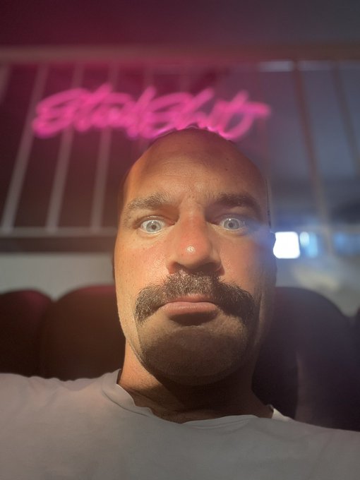 YOUR VIBE ATTRACTS YOUR TRIBE! Trust in the Universe! https://t.co/zs7jYAxVjC<a href="/tag/studshit"class="tags"><span>#studshit</span></a><a href="/tag/studshittips"class="tags"><span>#studshittips</span></a>