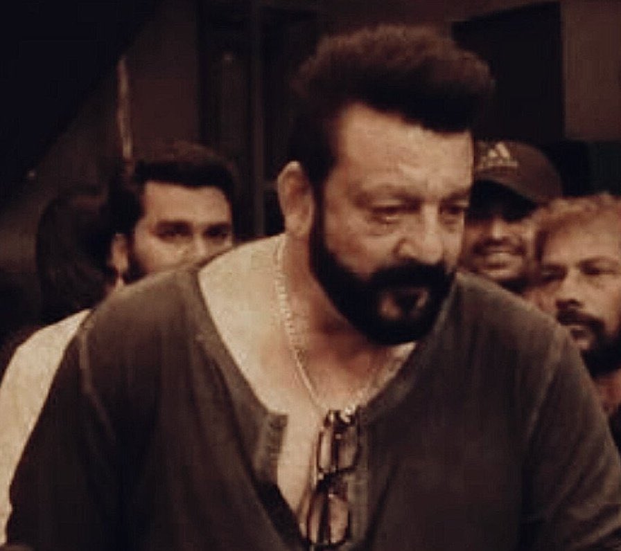 iam_Tharani's tweet photo. @7screenstudio #AntonyDas is arriving at 4 PM 🔥

#Leo #SanjayDutt https://t.co/AZUxN2tAt8