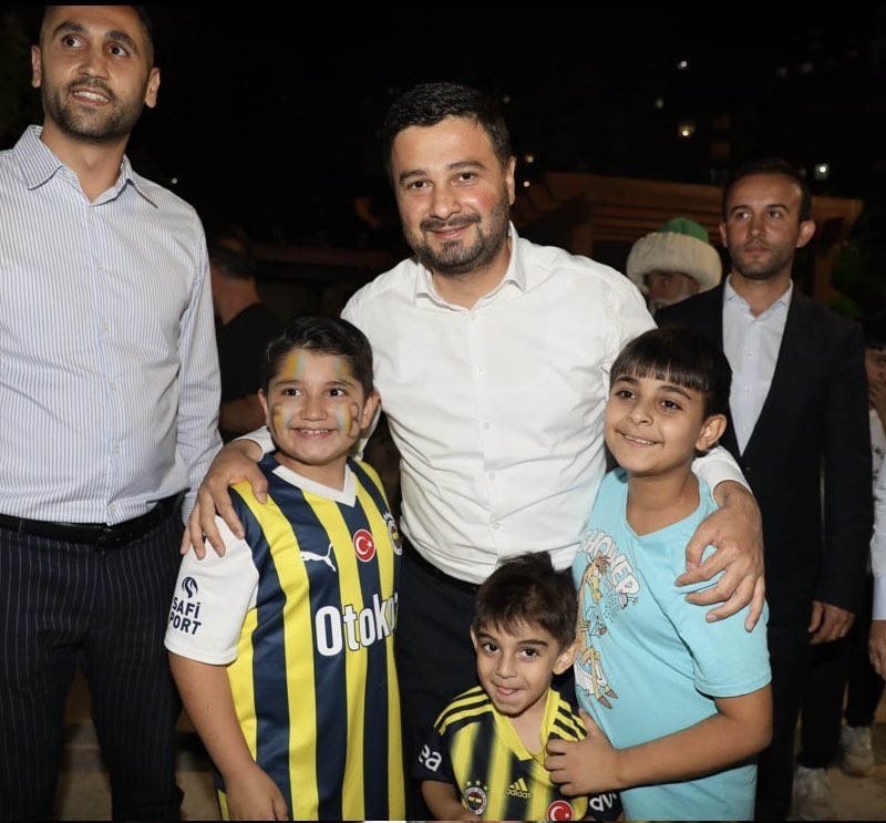 omeratilla34's tweet photo. 📍Merkez Mahallesi Ferman Caddesi Parkı 

@KagithaneBelTR Düzenlemiş Olduğu “Yaz Çocuk Şenlikleri”🎊 Kapsamında Eğlenceli Etkinlikleriyle Bir Araya Geldik.Bu Güzel Hizmetlerinden Dolayı Kıymetli Belediye Başkanımız @MevlutOztekin Bey’e Teşekkür Ederiz.
#KalbimizKağıthane https://t.co/WF8En0a8Sc