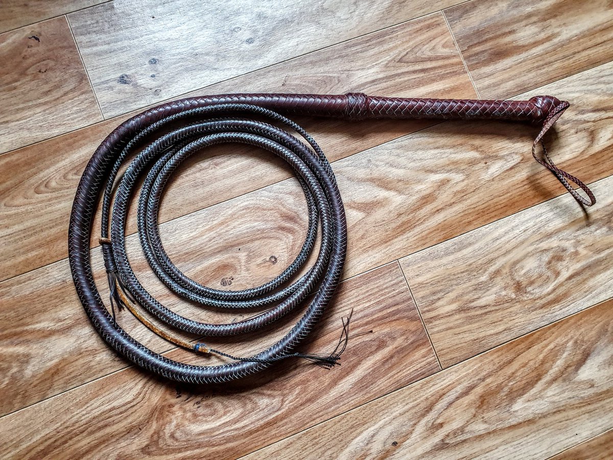 wicked_heels's tweet photo. D has let this get quite uncared for. It really does need tlc, and more use. 
A thing of beauty.
#brownsnake https://t.co/czhxiazb4O