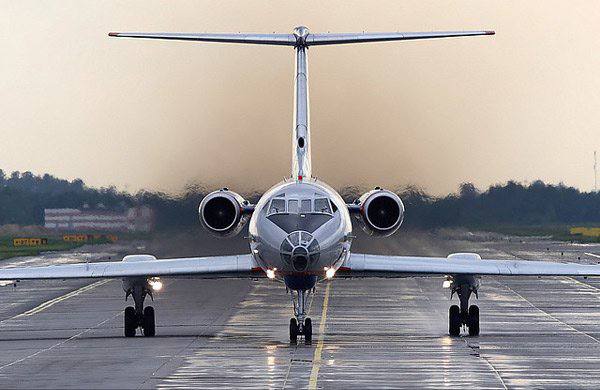 Russia's tweet photo. ๐๏ธ #OTD in 1963, the iconic Soviet twin-engine narrow-body jet airliner #Tu134 performed its maiden flight.
#StatsAndFacts
โ๏ธ 854 units built
โ๏ธ 360 mln passengers carried by @aeroflot alone
โ๏ธ Transported travelers for 56 years
โ๏ธ UBL trainer modification still in use today https://t.co/OoOpCqpxi7