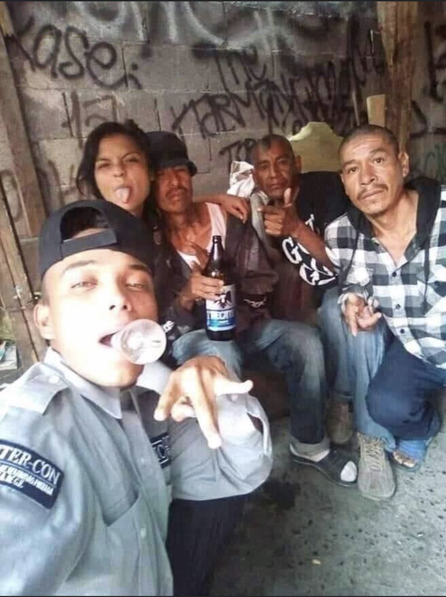 JavierlJesus's tweet photo. Que colonia se te viene a la mente 🤔 https://t.co/3ma3BzaOuz