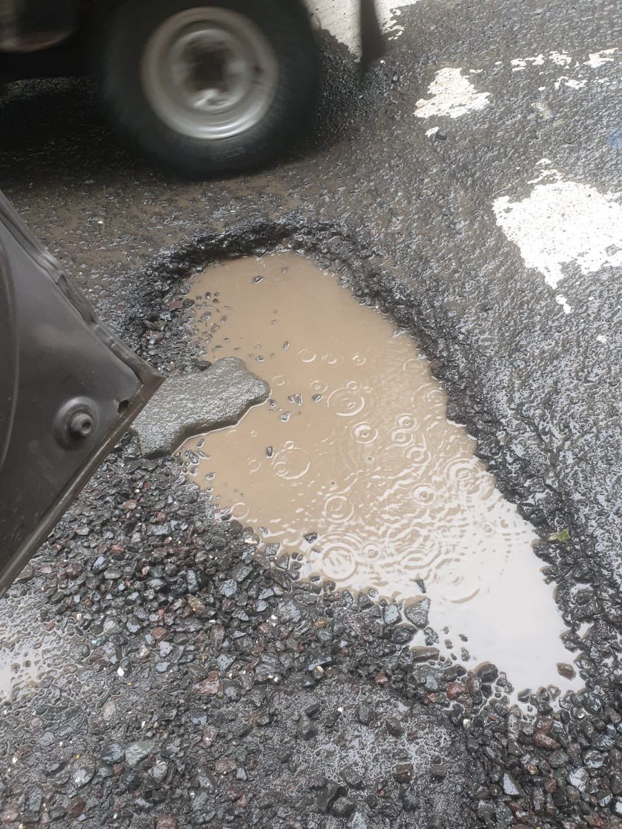 shakha_17's tweet photo. Hello,@mybmcWardRC There's A Pothole Which Is Been From Last 15 Days, From last 15 Days continuously Accident are going On ,
Add-Phoenix Hospital To Borivali Biryani centre Hotel Chikuwadi Borivali(W),Mum-92
Kindly Look Into The Matter As Soon As Possible
@mybmc https://t.co/9VtgtjvthP