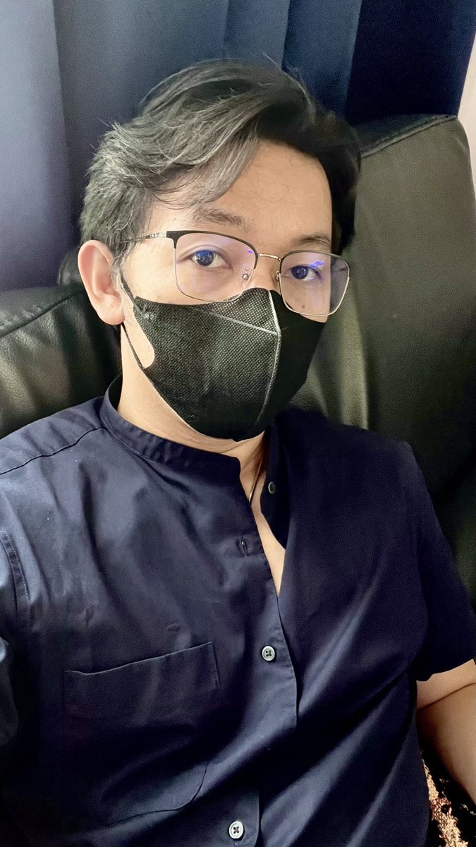 adhockid's tweet photo. Hello? https://t.co/cVe75a3jUL