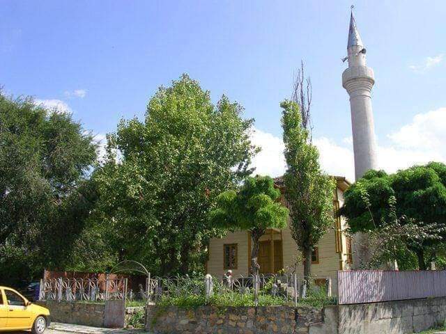 gokhnkaratas_73's tweet photo. #Çin'den #Maçin'e bekleyenler var dedik
Maçin'deki #Romanya'nın tek ahşap camisi Mestan Ağa Camii ve haziresi ilgi bekliyor..
#Tulca
#Dobruca
#Maçin
#Romanya
https://t.co/hZrPdNvrdp
@HAMDIYI55783224 https://t.co/AEDCkpXiNn