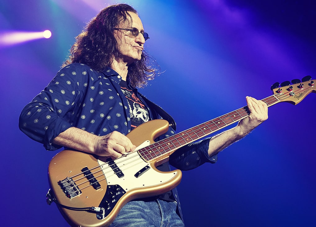 WolfDrummer4's tweet photo. #happybirthday #geddylee 🖤
#singer #bassplayer #keybordplayer #polistrumentist #rushband 🔥🖤 https://t.co/5D1h9NmG4P