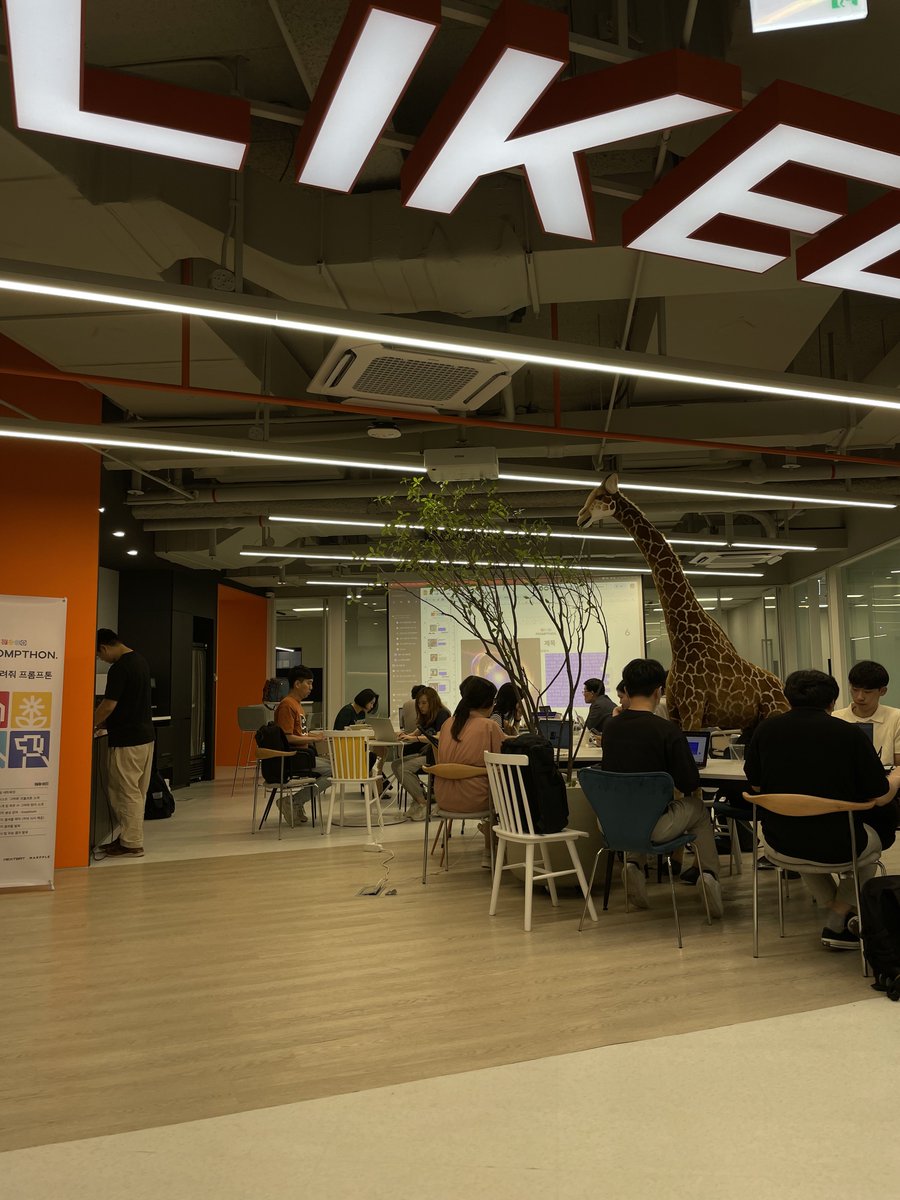 다다즈 tweet media