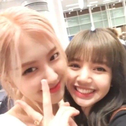 withCHAELISA's tweet photo. love, chaelisa 🤍🫧 https://t.co/FRYy1QcxBP