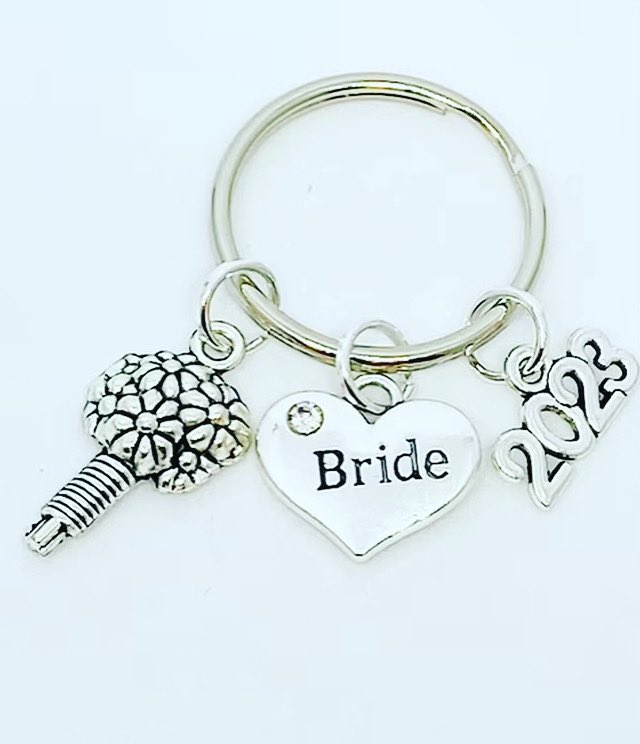 Bridal gift for her on her wedding day, other charms also available

etsy.com/shop/Bellescha…

#bridalgift #wedding #ukgiftam #ukgifthour #mhhsbd