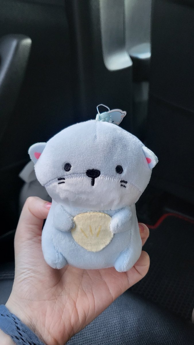 이윤열 선물 삼