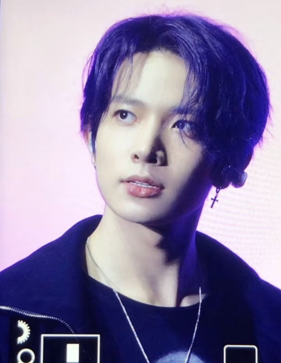 Heeonlyy's tweet photo. #HEESEUNG purple hair?!?🥹💜 https://t.co/geTkMekfch