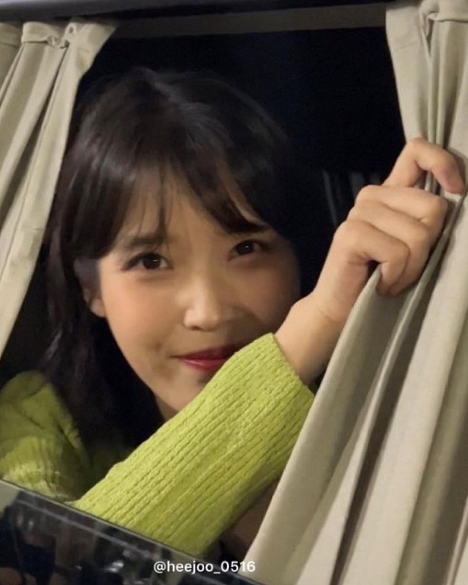 iumochi_'s tweet photo. #IU #아이유 #이지은 https://t.co/euafvlD4jR