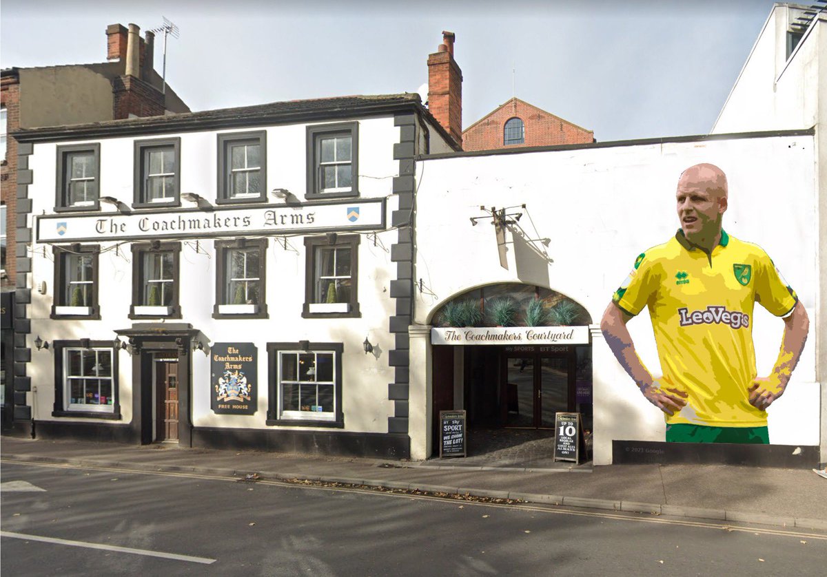 jamesrobinson78's tweet photo. More Norwich ‘Legends’ sprouting out all around town. Naismith, take a bow! Glad to see the old Coachmaker's pub mural taken down #otbc https://t.co/bnMwW2yFvV